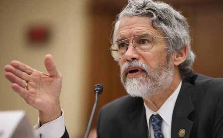 John Holdren: The Scientist Who Talked to Presidents