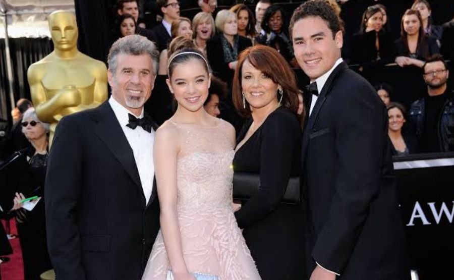 Who Is Hailee Steinfeld’s Mother? Inside Cheri Steinfeld’s Life and Family
